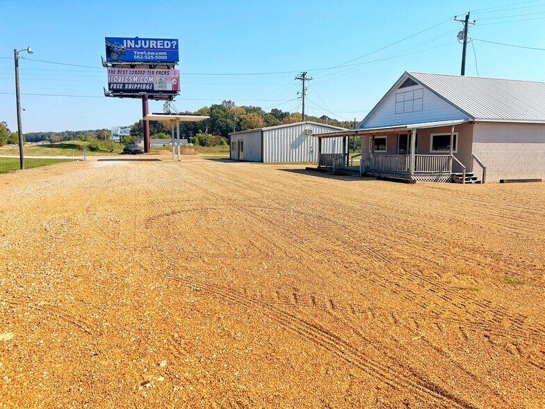 More Photos Of 27918 Highway 6, Sardis Restaurant For Lease