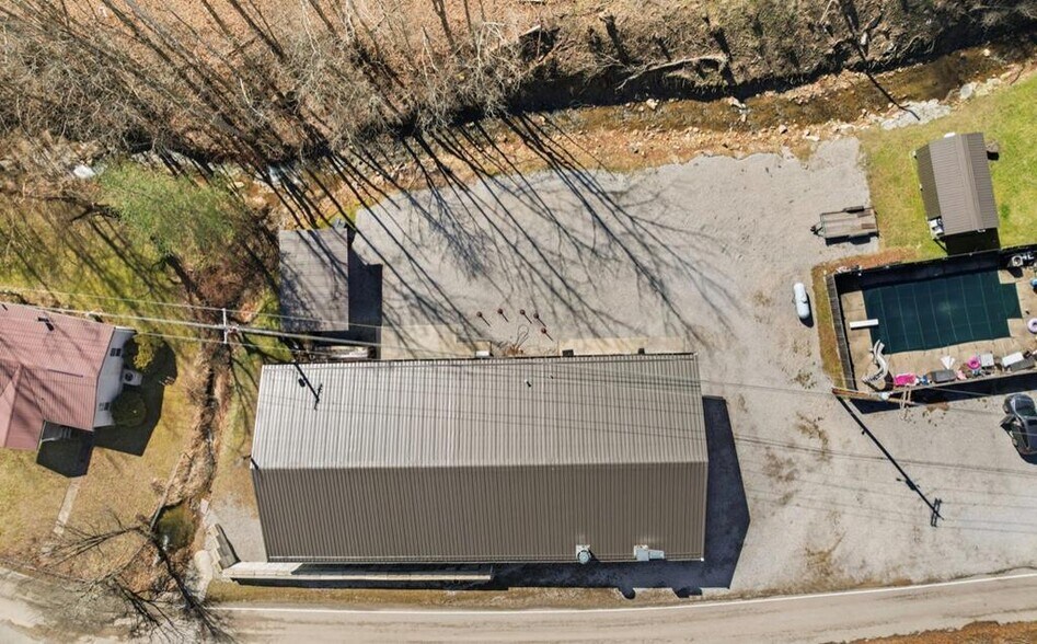More Photos Of 332 Highway 3400 hwy, Jenkins Industrial For Sale