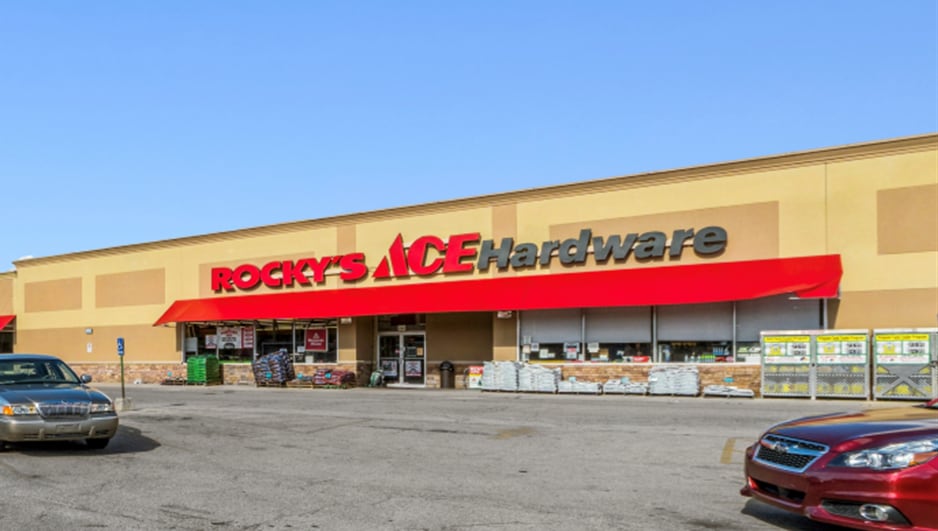 More Photos Of 432-634 S Burnett Rd, Springfield General Retail For Sale