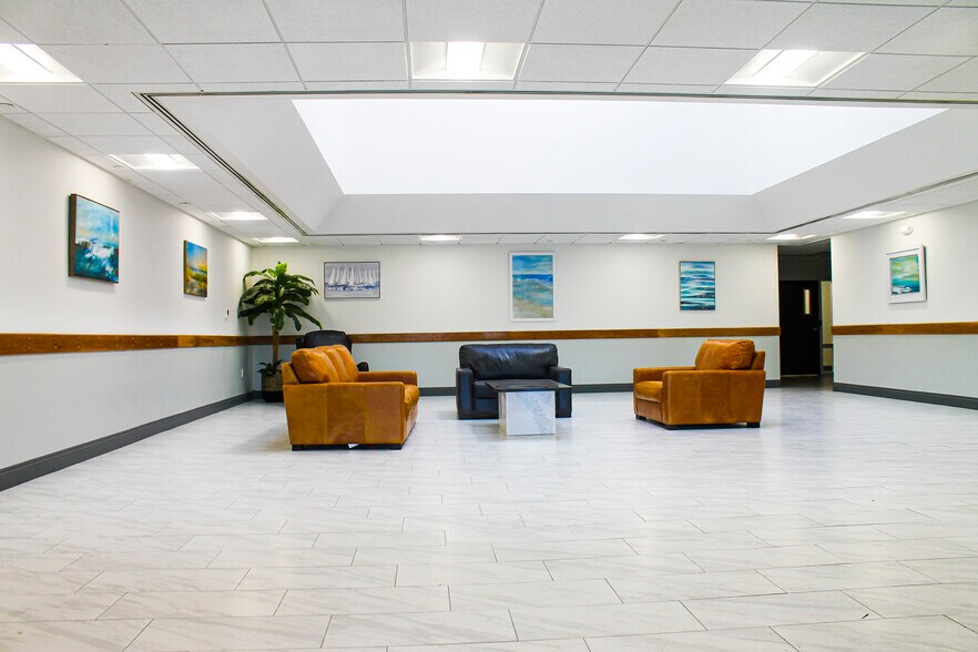 425 Lake Ave N, Worcester, MA 01605 Medical Office For Lease