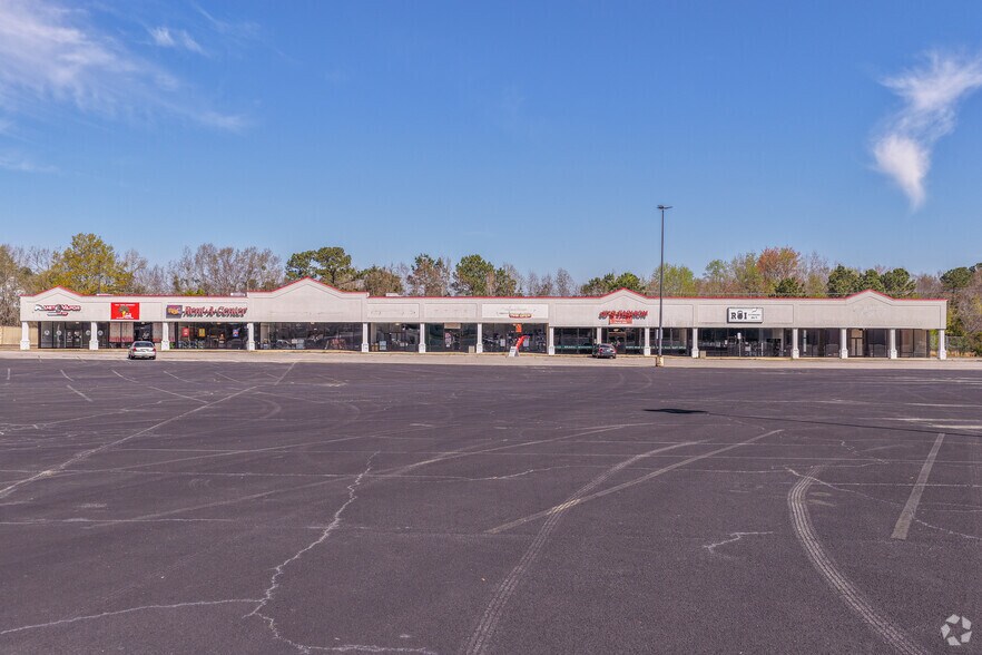 More Photos Of 721 Us Highway 321 Byp S, Winnsboro Storefront For Lease
