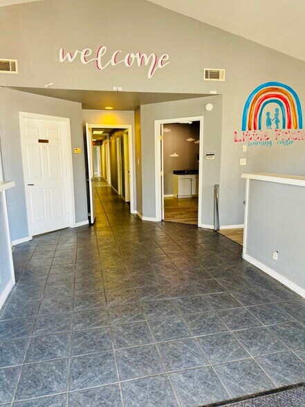 More Photos Of 13290 S 80th East Ave, Bixby Warehouse For Lease