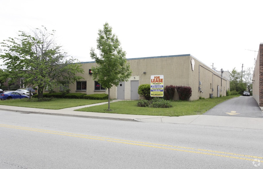 More Photos Of 341-349 Lively Blvd, Elk Grove Village Warehouse For Lease