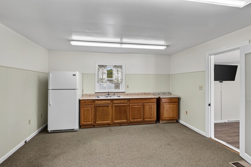 More Photos Of 1010 Harrison Ave, Harrison Office For Sale