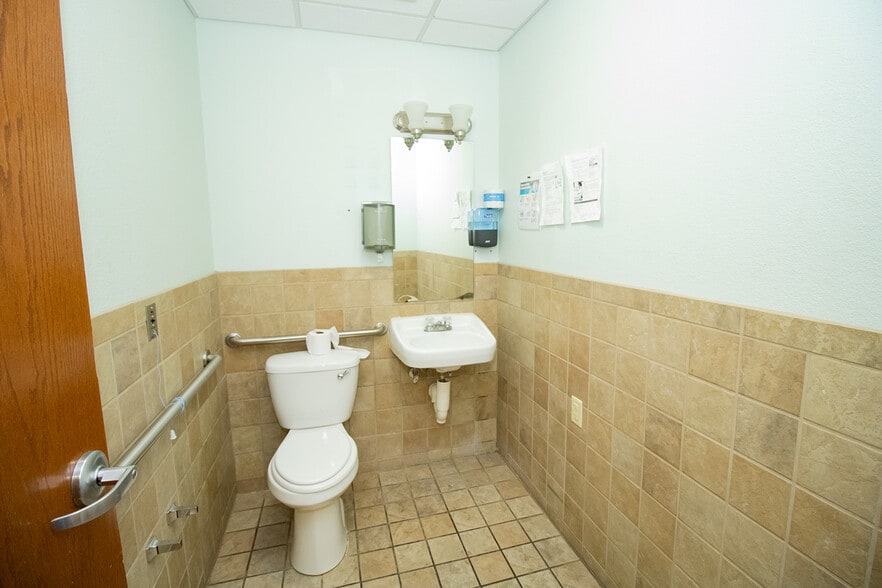 More Photos Of 224 E Central Ave, Andover Rehabilitation Center For Sale