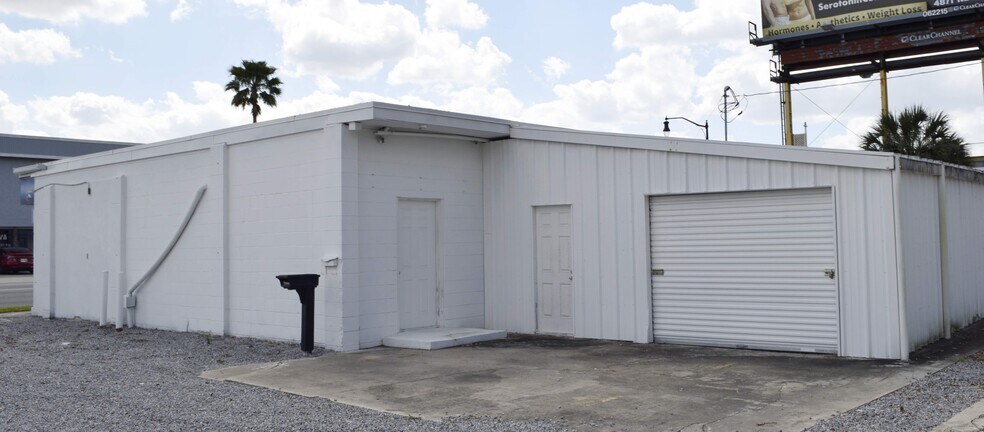 More Photos Of 2015 W Fairbanks Ave, Winter Park Storefront For Lease