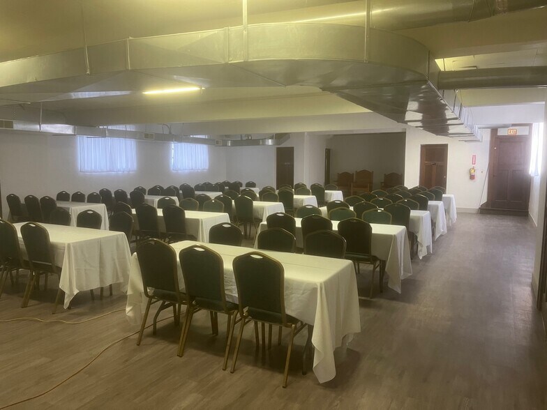 More Photos Of 507 N Union St, Kokomo Specialty For Sale