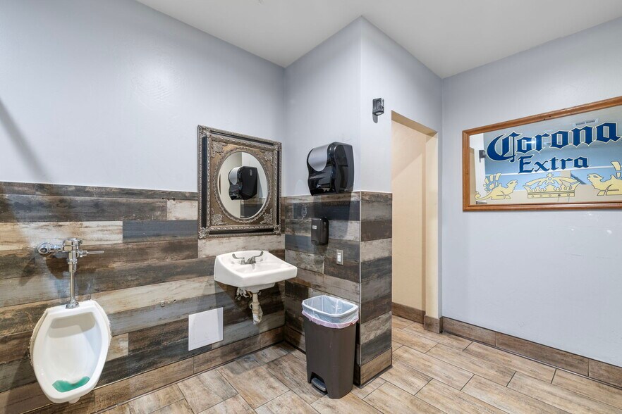 More Photos Of 3767 Iowa Ave, Riverside Freestanding For Sale