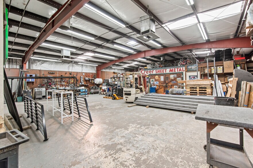 More Photos Of 709-711 S University Ave, Provo Service For Lease