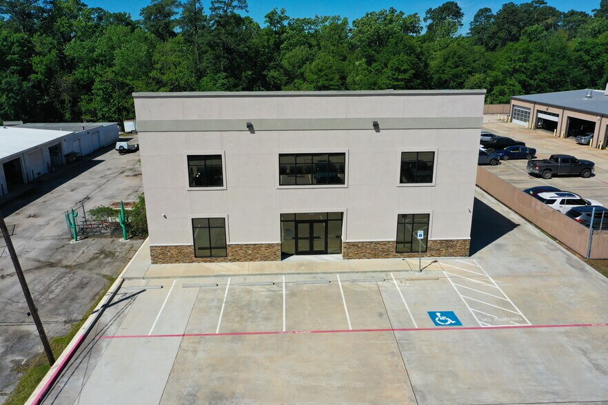 More Photos Of 1441 I-45 Hwy, Conroe Medical For Sale