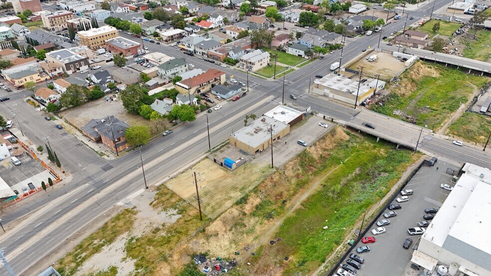 More Photos Of 609 S San Joaquin St, Stockton Warehouse For Sale