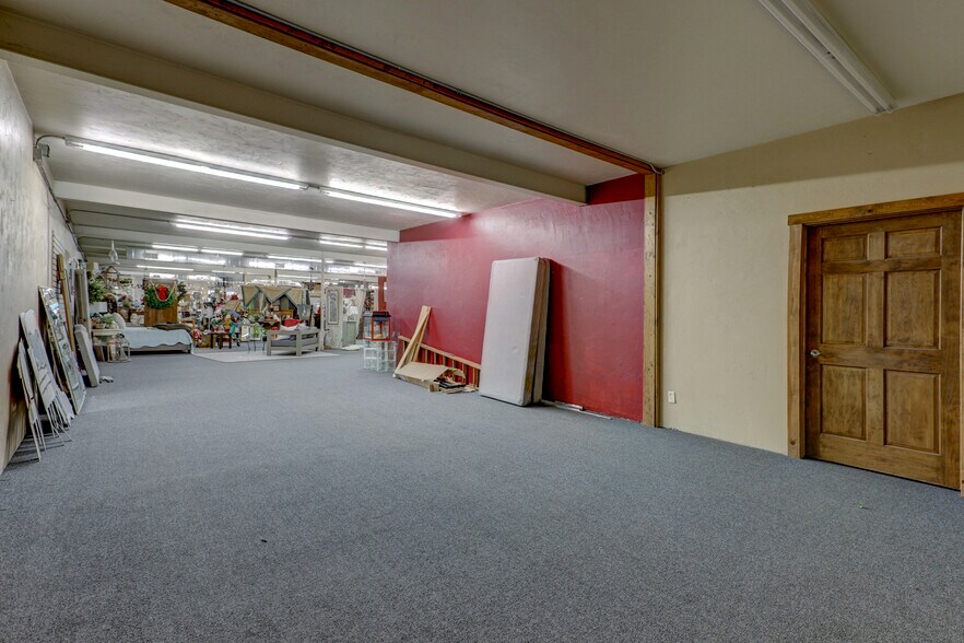 More Photos Of 1700 W Wisconsin Ave, Appleton Freestanding For Sale