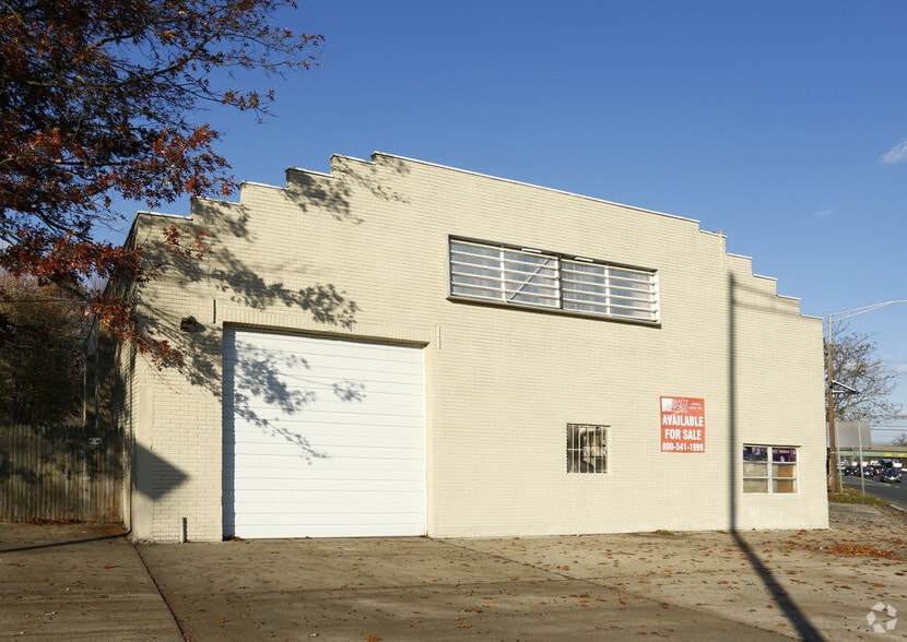 Primary Photo Of 50 Harrigan St, Edison Auto Repair For Sale