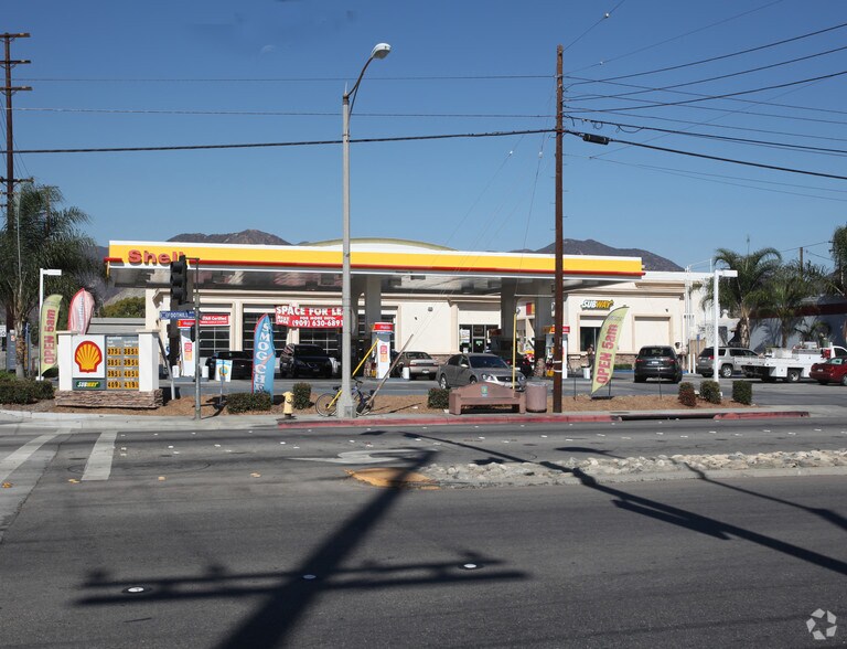 Primary Photo Of 1195 W Foothill Blvd, Azusa Service Station For Lease
