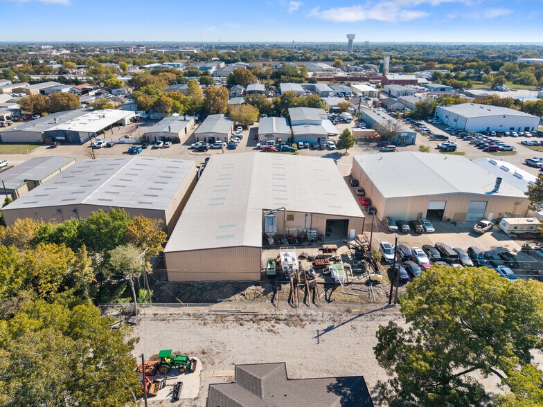 More Photos Of 4931 Grisham Dr, Rowlett Warehouse For Sale