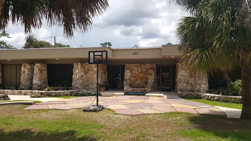 More Photos Of 207 NW 23rd Ave, Gainesville Medical For Sale
