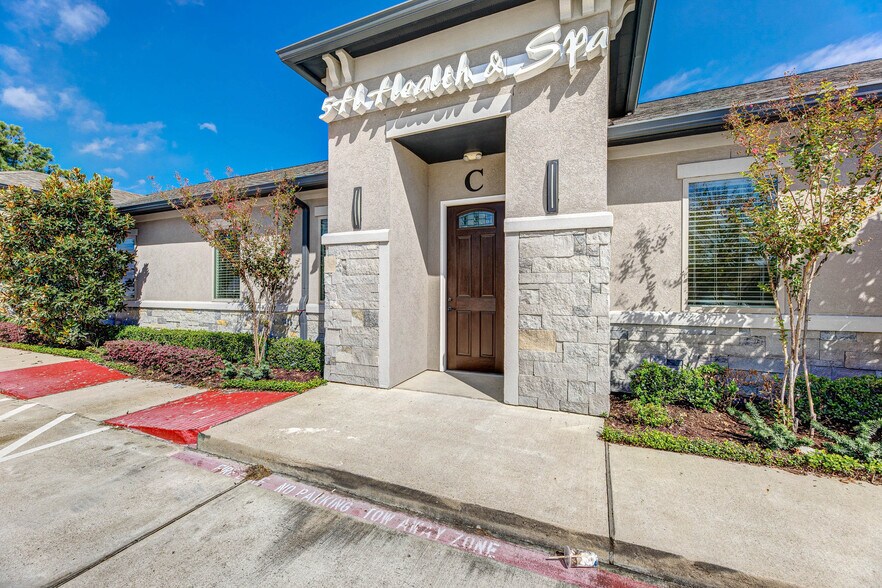 Primary Photo Of 12250 Queenston Blvd, Houston Office For Sale
