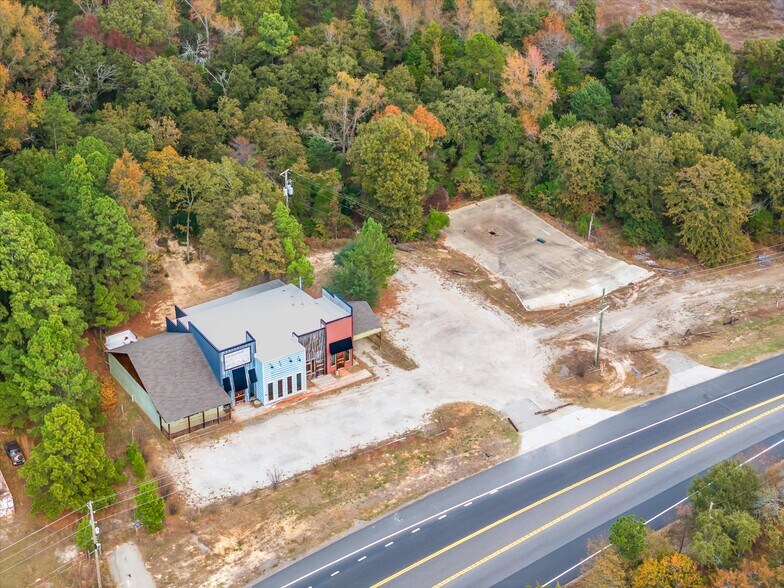 More Photos Of 700 NW Loop 564, Mineola Flex For Sale
