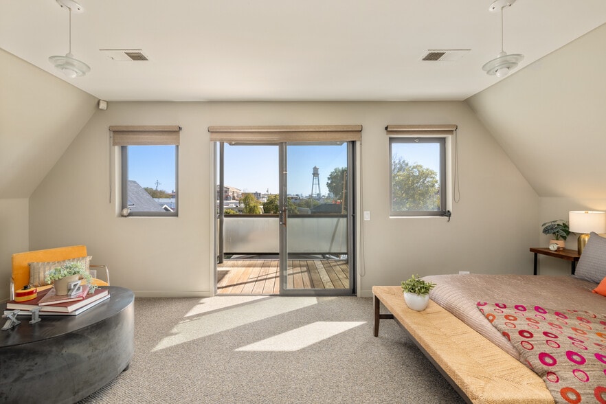 More Photos Of 1010 Grayson St, Berkeley Office Residential For Sale