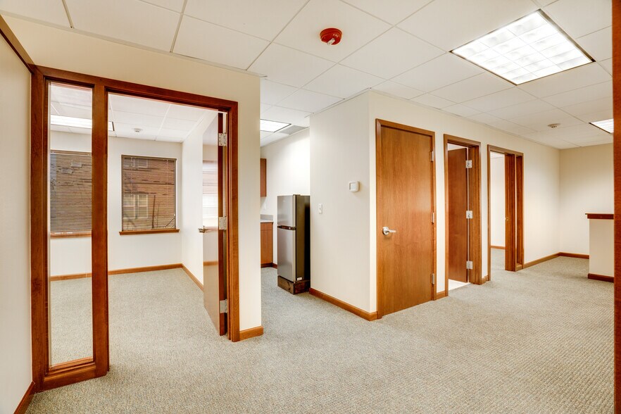 More Photos Of 705 S 9th St, Tacoma Office For Lease