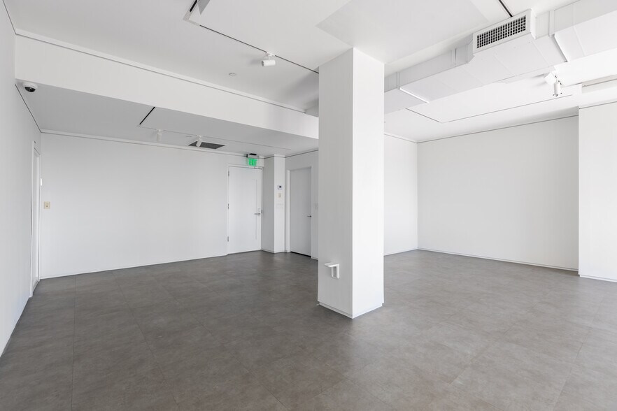 More Photos Of 4770 Biscayne Blvd, Miami Office For Sale