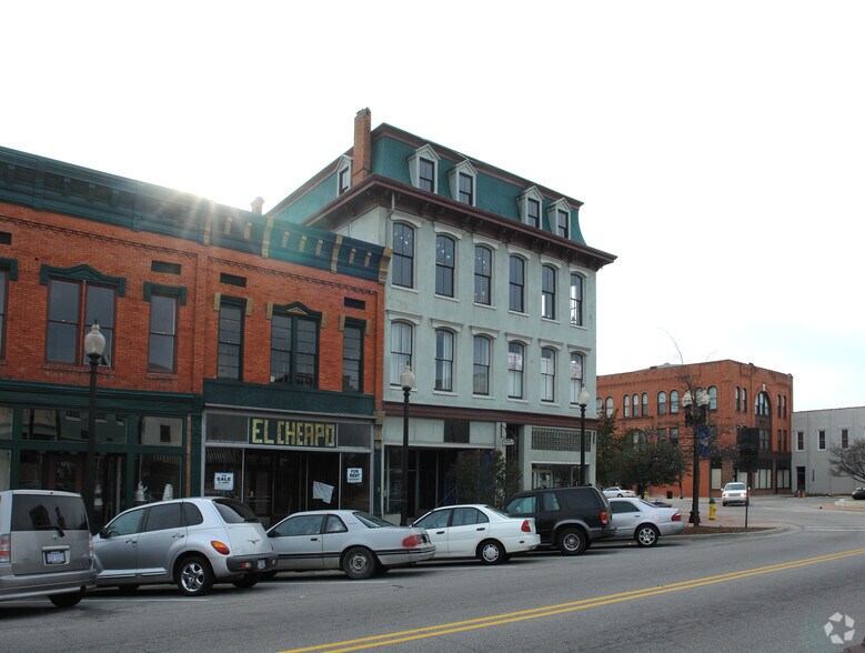 More Photos Of 102 Person St, Fayetteville Office For Lease