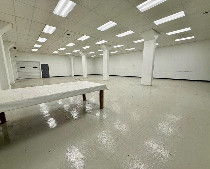 More Photos Of 1298 Spruce St, Easton Light Manufacturing For Lease