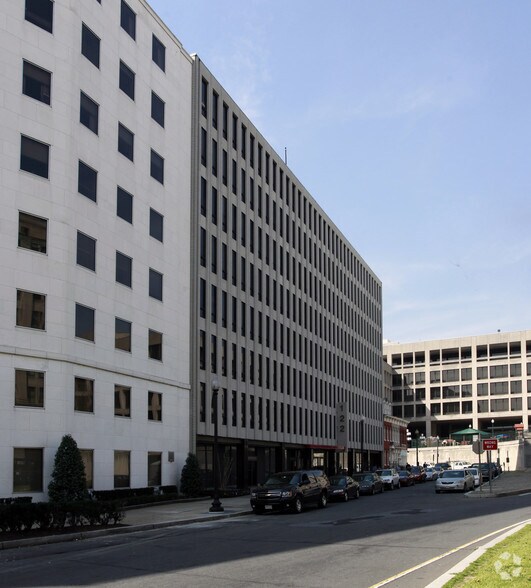 More Photos Of 122 C St NW, Washington Office For Lease