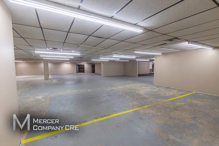 More Photos Of 440-460 N Rockwell Ave, Oklahoma City Unknown For Lease