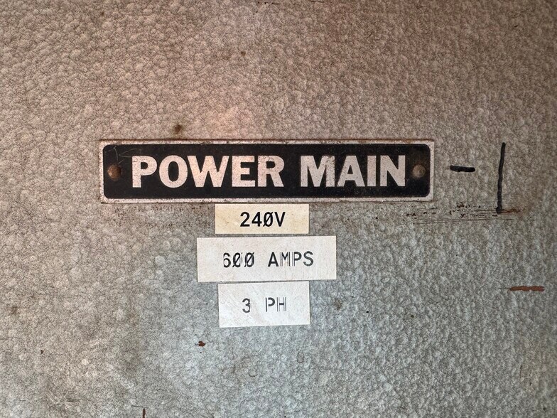 More Photos Of 1623 Nadeau St, Los Angeles Manufacturing For Lease