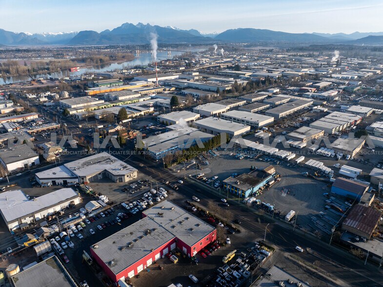 More Photos Of 9520 192nd St, Surrey Warehouse For Lease