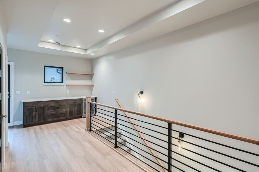 More Photos Of 606 Arapahoe St, Golden Apartments For Sale