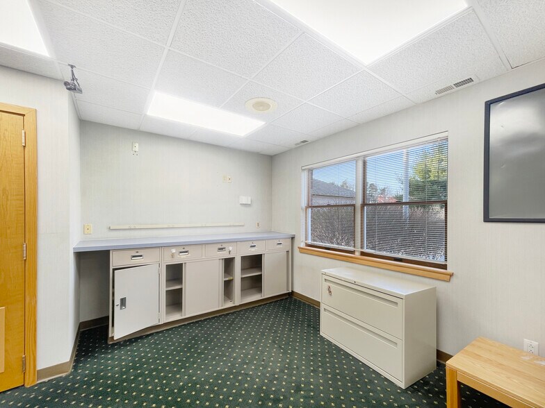 More Photos Of 176 Lovell Ave, Ebensburg Bank For Sale