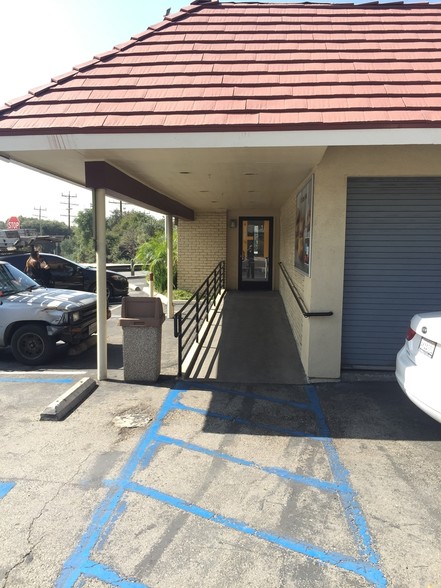 Primary Photo Of 1544 Canada Blvd, Glendale Freestanding For Lease