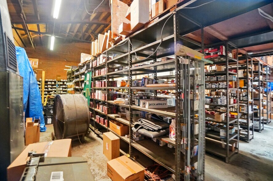 More Photos Of 315 W Morgan St, Monroe Auto Repair For Sale