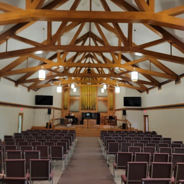 More Photos Of 2100 Kentucky Ave, Fort Wayne Religious Facility For Sale
