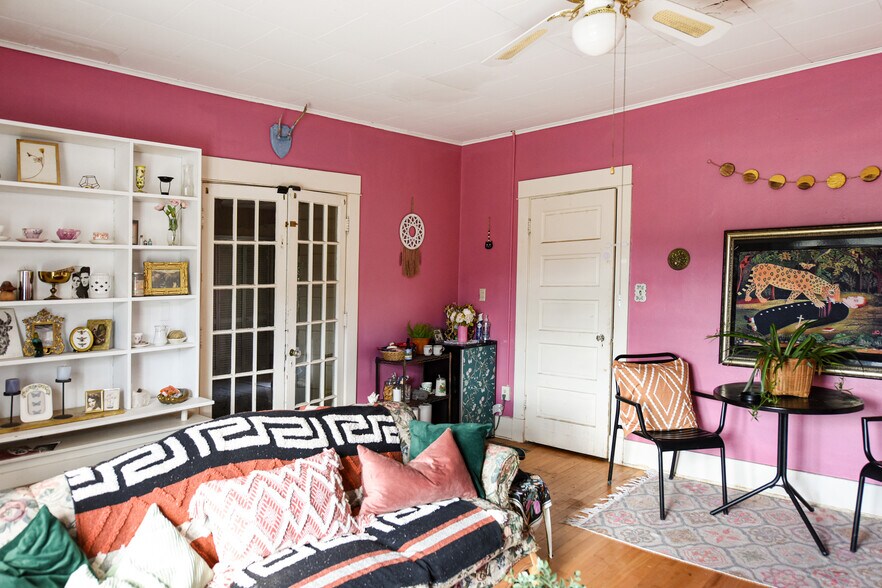 More Photos Of 200 E Vista St, Bisbee Movie Radio TVStudio For Sale