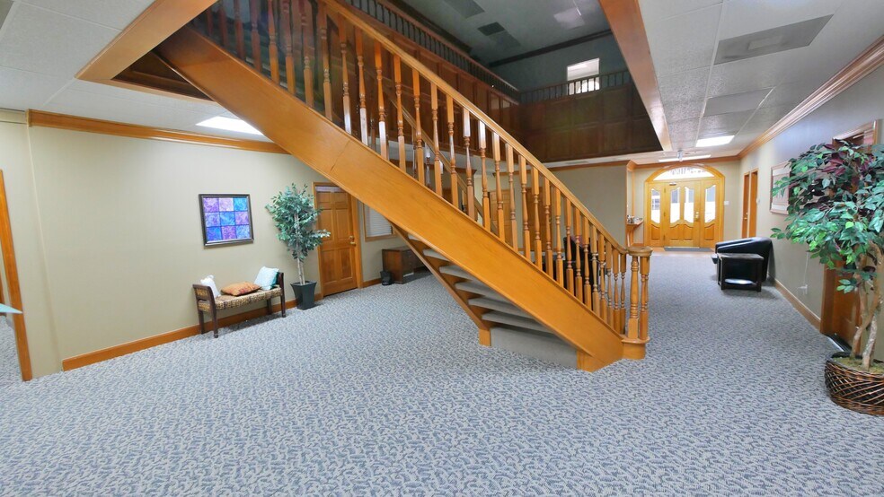 More Photos Of 16422 Stuebner Airline Rd, Spring Loft Creative Space For Sale