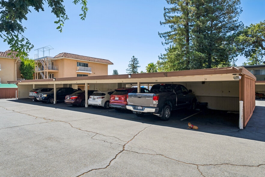 More Photos Of 1183 Saranap Ave, Walnut Creek Apartments For Sale