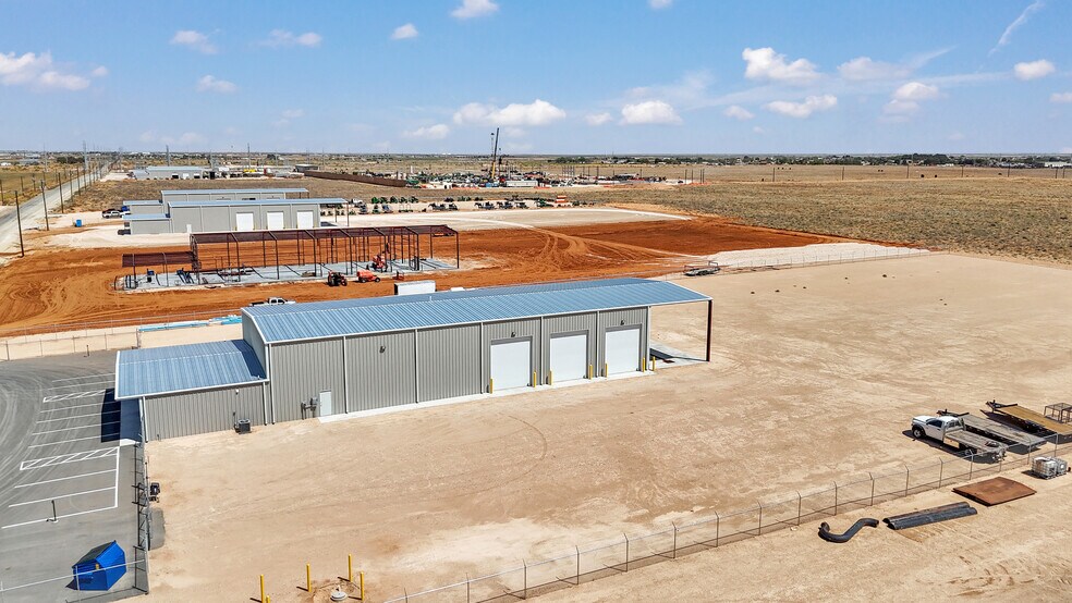 More Photos Of 2316 County Rd 130 rd, Midland Warehouse For Lease