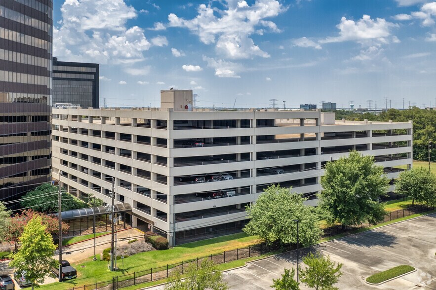 More Photos Of 363 N Sam Houston Pky E, Houston Office For Lease