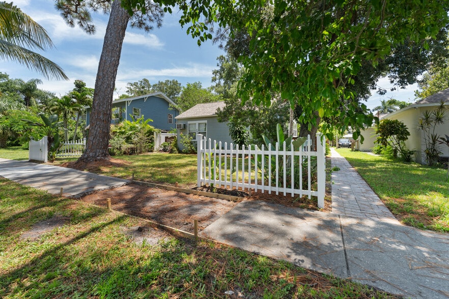 More Photos Of 240 20th Ave, Saint Petersburg Apartments For Sale