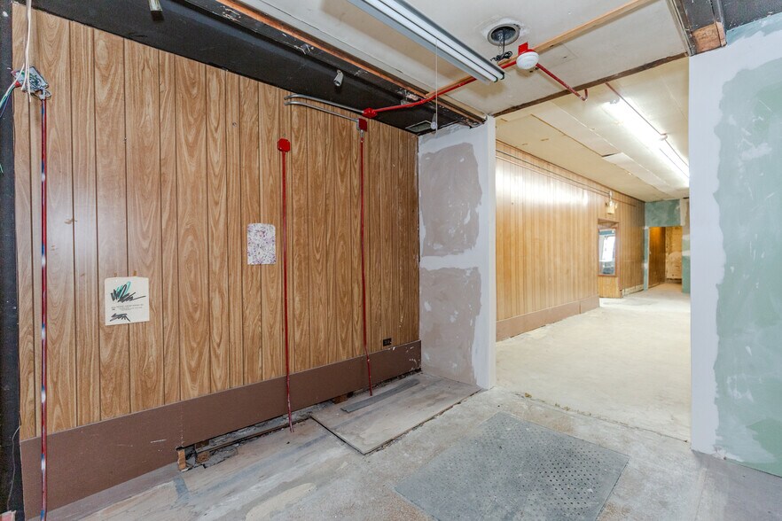 More Photos Of 1243 Main St, West Warwick General Retail For Sale