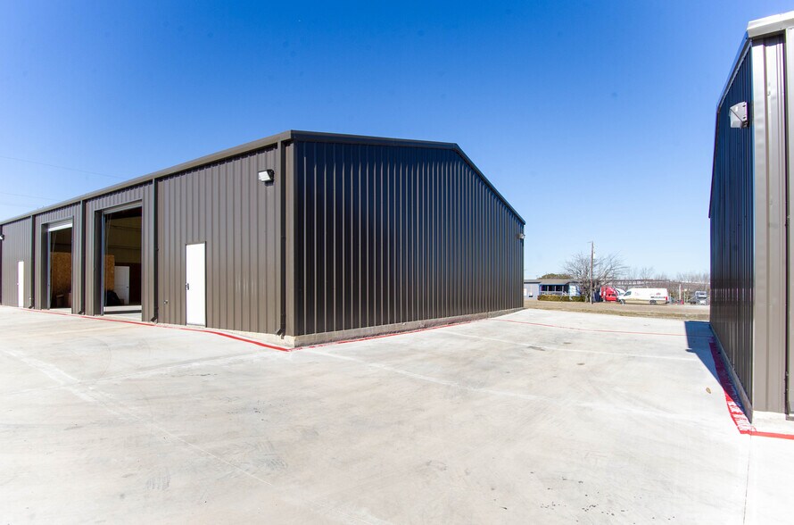 More Photos Of 803 S 2nd Ave, Mansfield Industrial For Sale