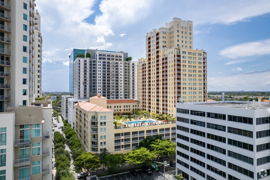 Primary Photo Of 9055 SW 73rd Ct, Miami Apartments For Sale