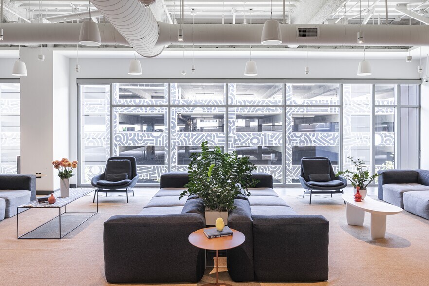 More Photos Of 12130 Millennium Dr, Playa Vista Office For Lease