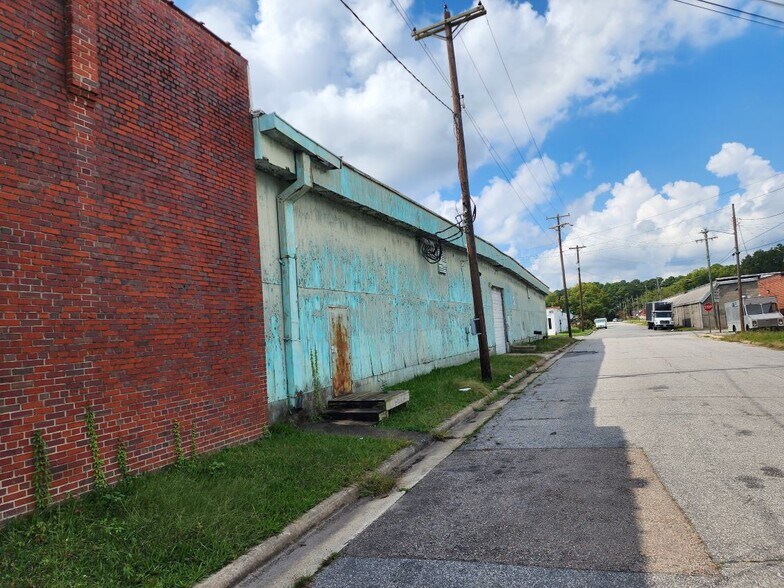 More Photos Of 801 Gold street St, Rocky Mount Industrial For Sale