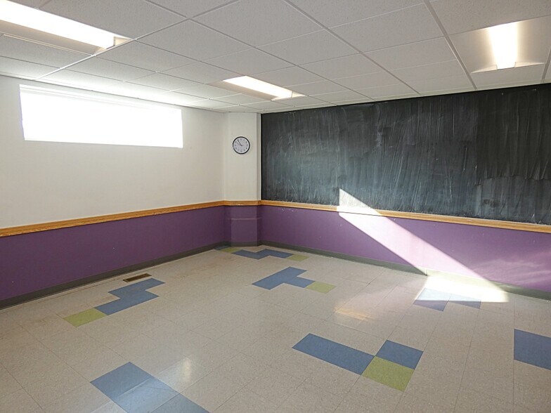 More Photos Of 2495 Elmwood Ave, Buffalo Office For Sale