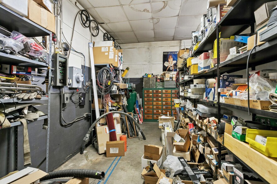 More Photos Of 100 Water St, Menasha General Retail For Sale