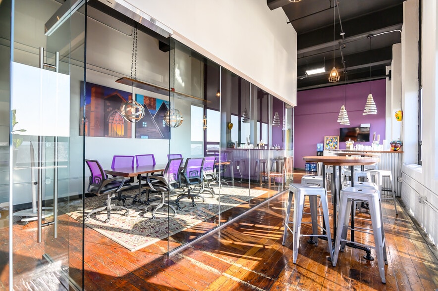 Primary Photo Of 35 Congress St, Salem Light Distribution For Lease